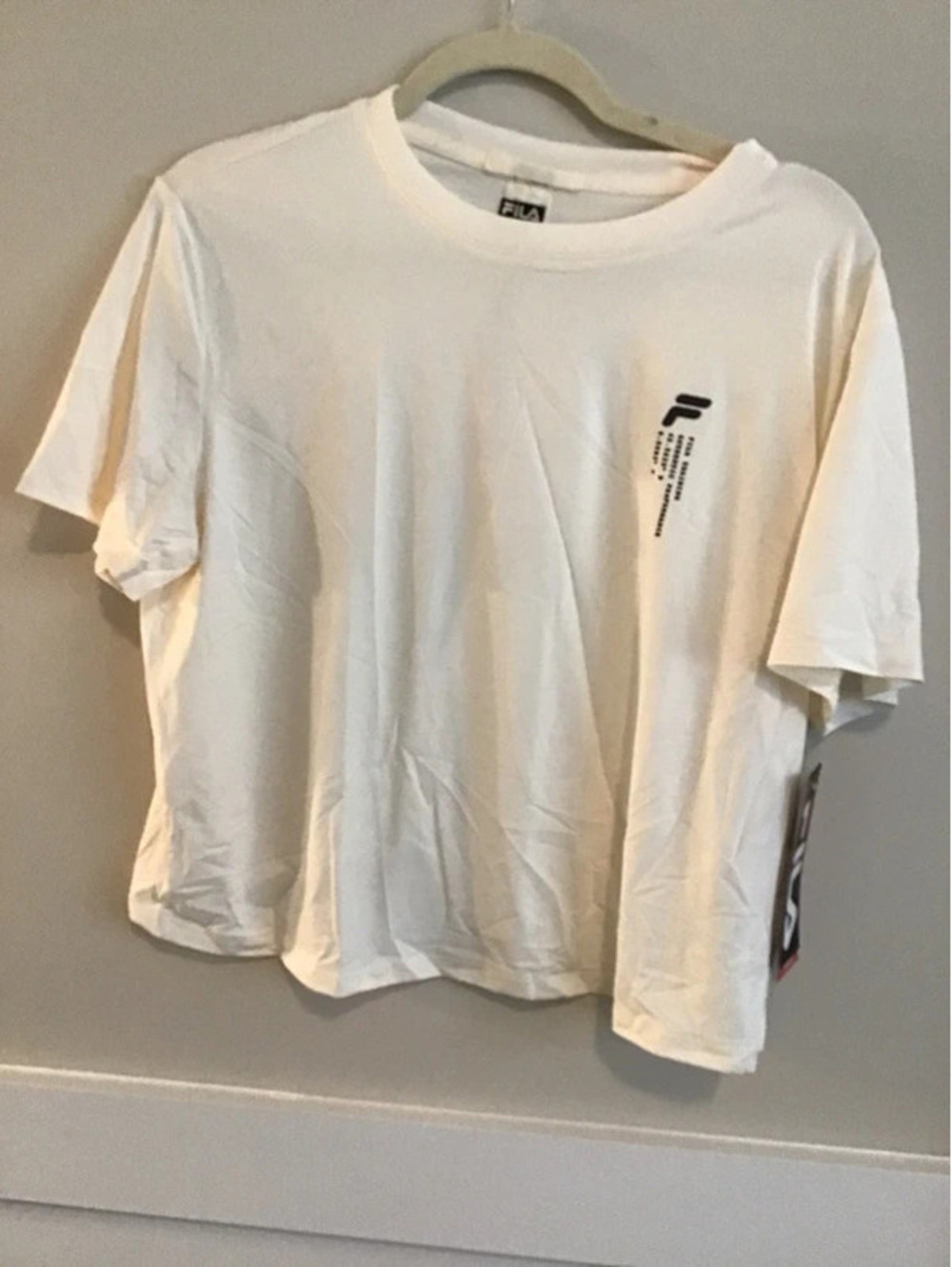 Fila peekaboo athletic tshirt, new, xl